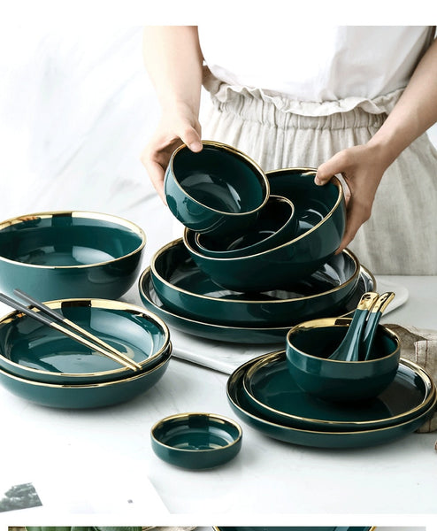 Emerald Dinnerware Set