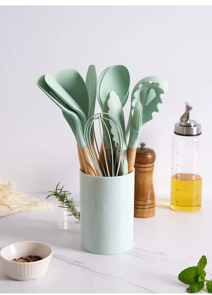 Ensemble de cuisine en bois et silicone