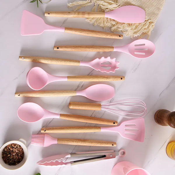 Ensemble de cuisine en bois et silicone