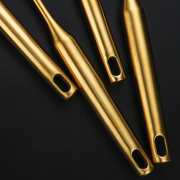 Goldenes Kochset