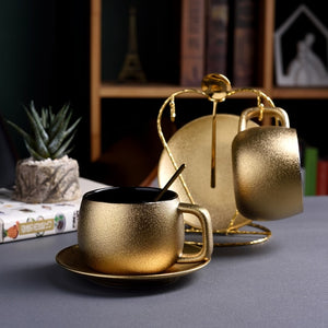 Arabisches Gold-Kaffeetassen- und Untertassen-Set