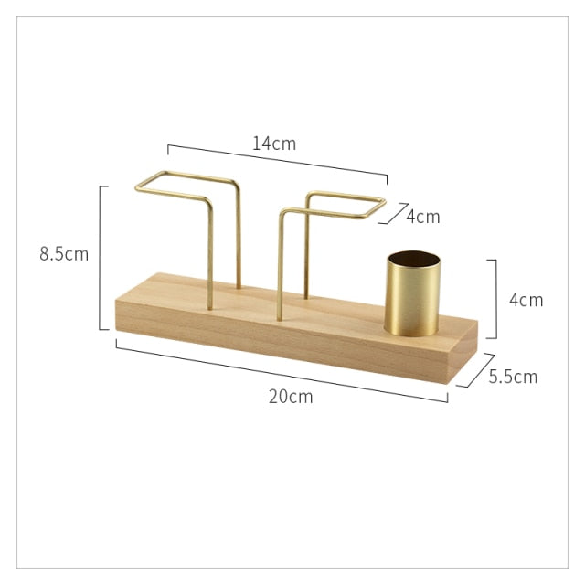 Servietten- und Zahnstocherhalter aus Holz.